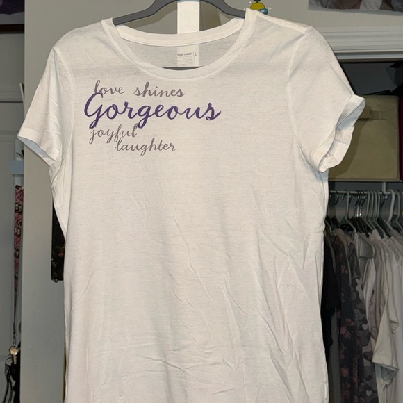 Old navy graphic tee! Very soft and light fabric! - Picture 1 of 3